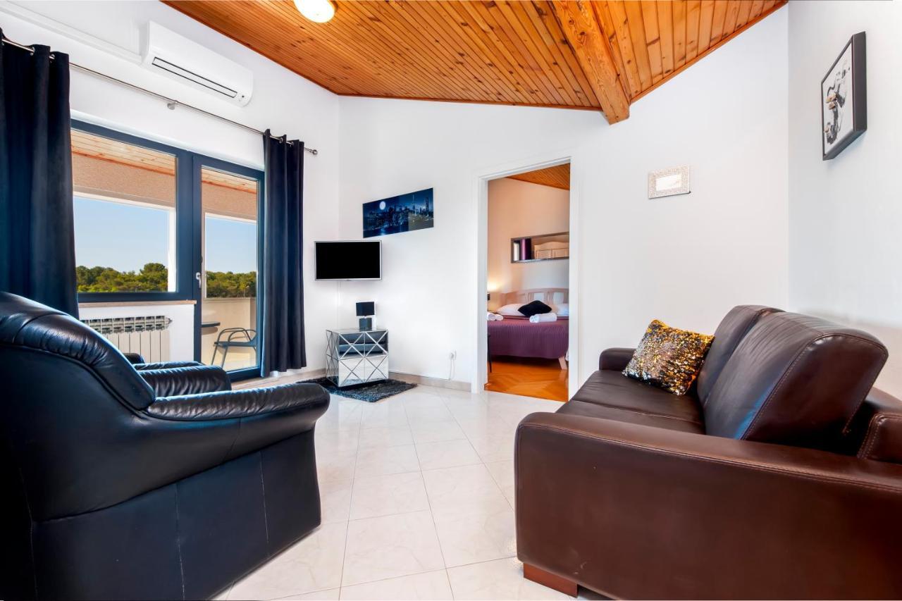 Guest House Casa Santin 罗维尼 外观 照片