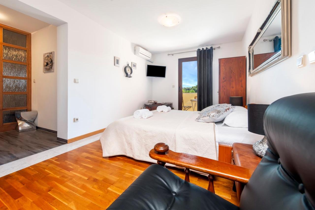 Guest House Casa Santin 罗维尼 外观 照片