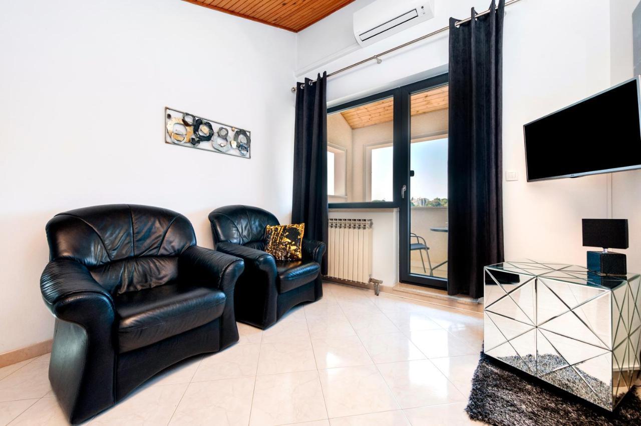 Guest House Casa Santin 罗维尼 外观 照片