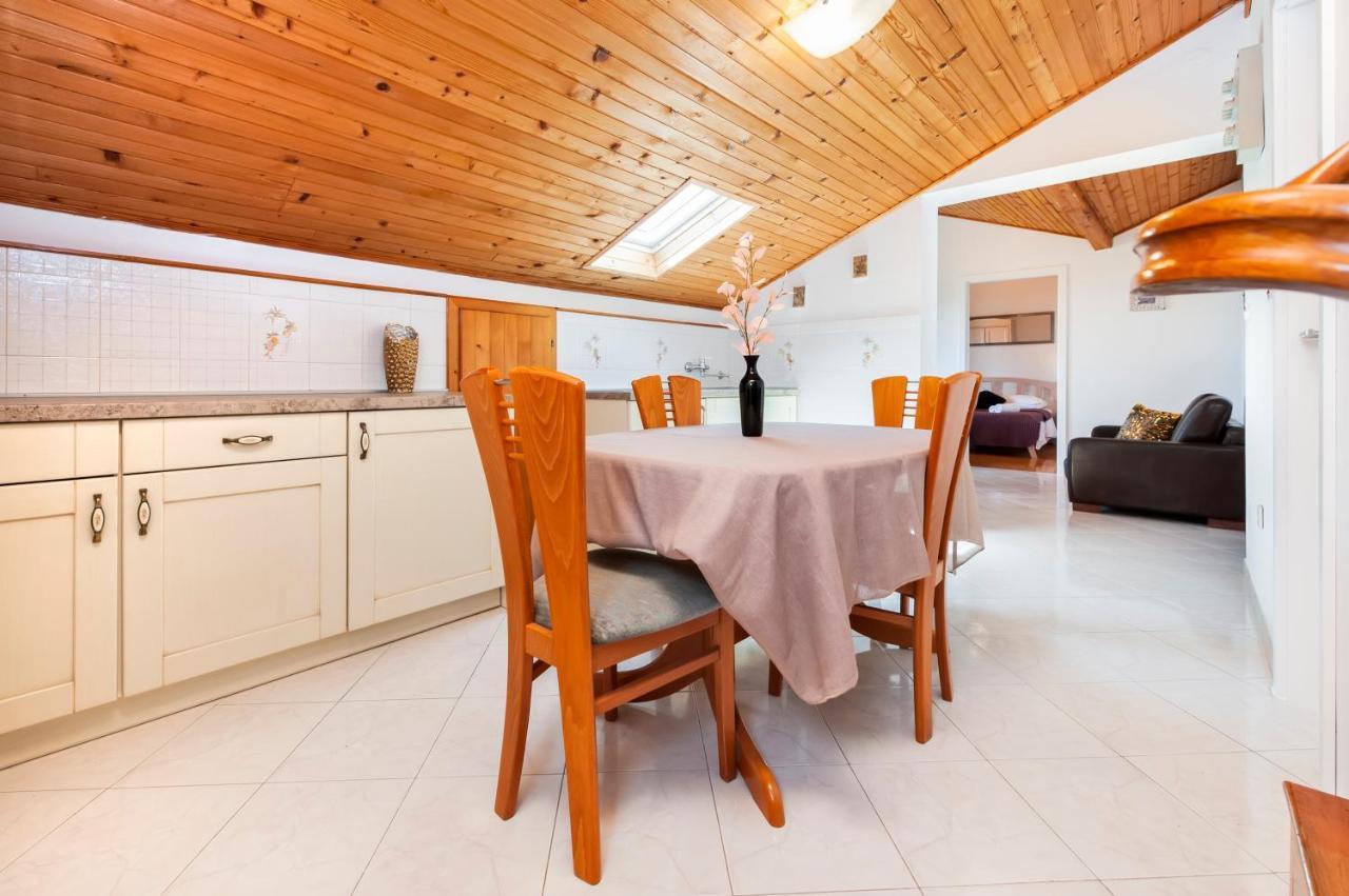 Guest House Casa Santin 罗维尼 外观 照片